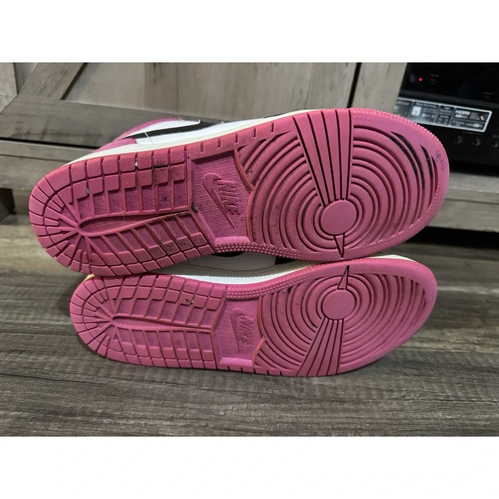 Nike Air Jordan 1‎ Low Black Active Fuchsia GS CT1564-005 Youth Size 6.5y